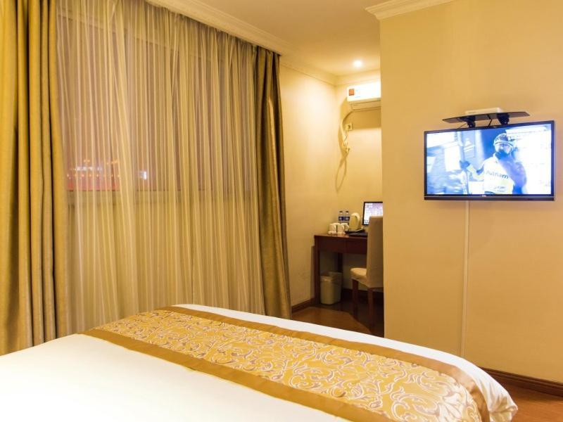 Greentree Inn Jiangsu Taizhou Jingjiang Bus Station Express Hotel Exterior foto