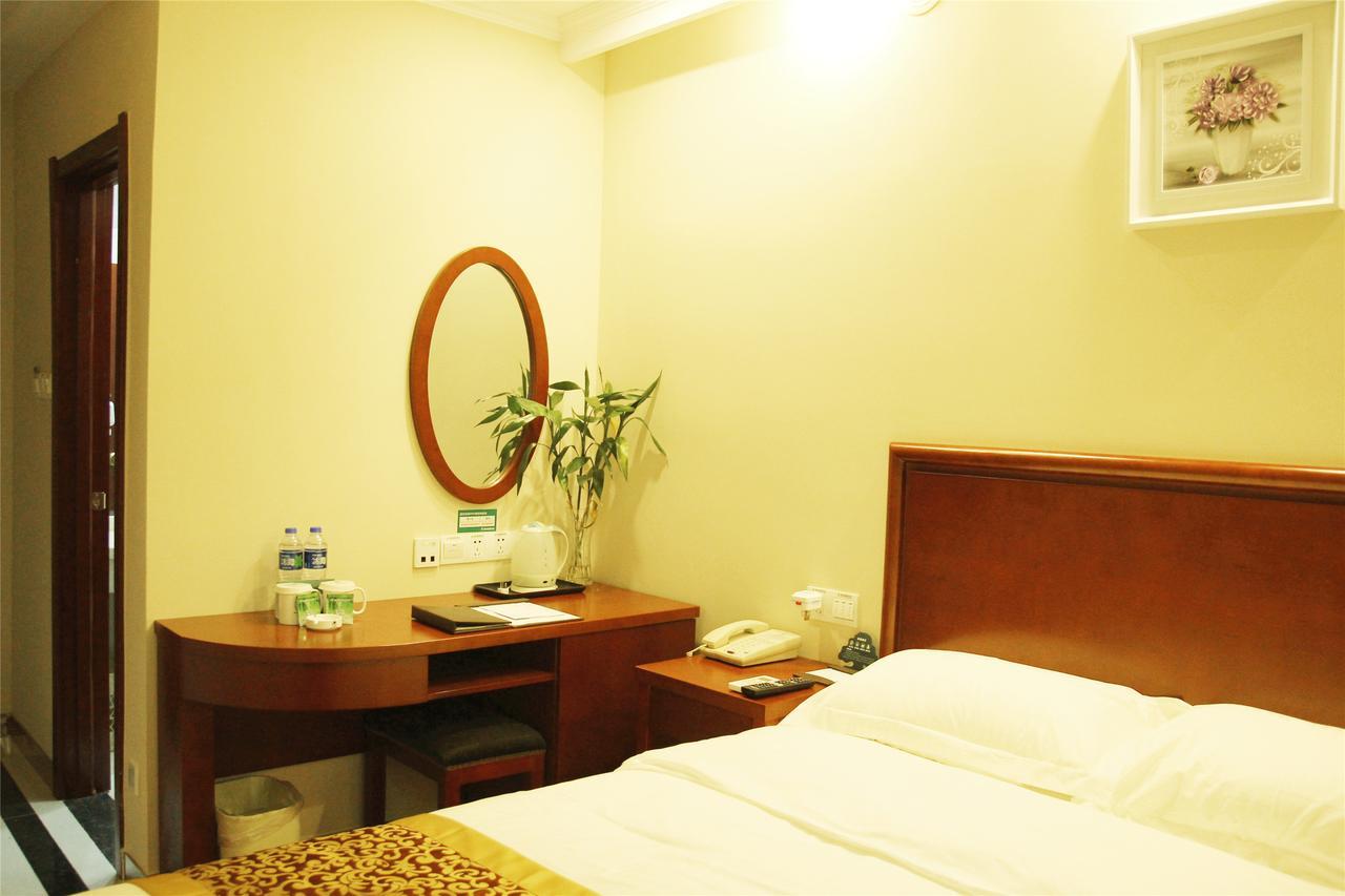 Greentree Inn Jiangsu Taizhou Jingjiang Bus Station Express Hotel Exterior foto